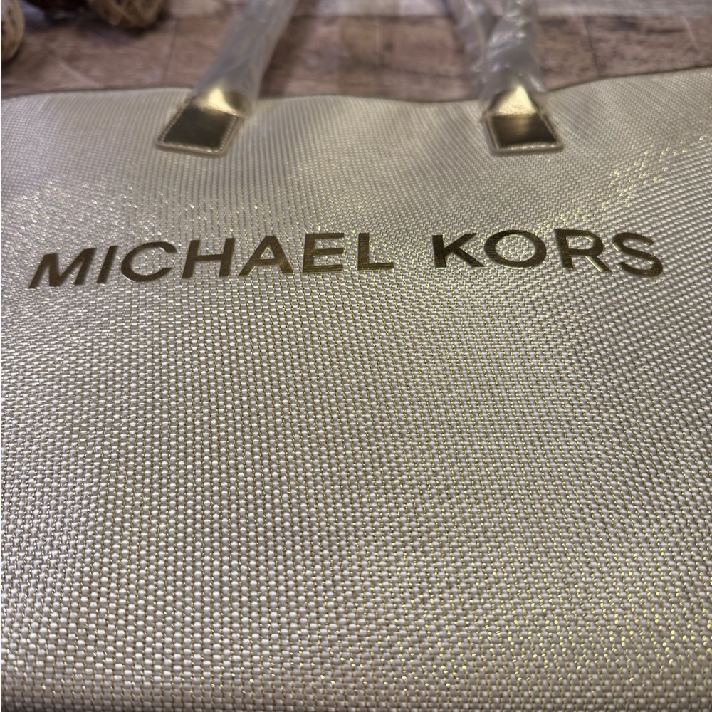 NWOT Michael Kors Gold Structured Tote Bag - Picture 2 of 5